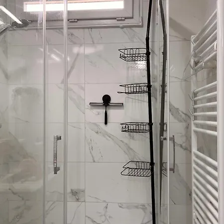Housing Renovated Of 68 M2 - *